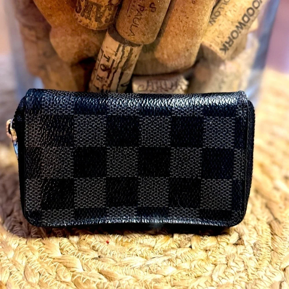 - Louis Vuitton Damier Graphite Zippy Zip Coin Purse Wallet/